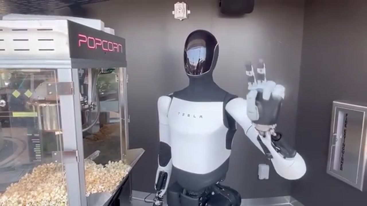 Cooking — Optimus in action
